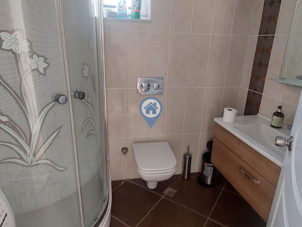 AMOS PROFESÖRLER SITESI BEYAZ EVLERDE DENIZ MANZARALI SATILIK EV