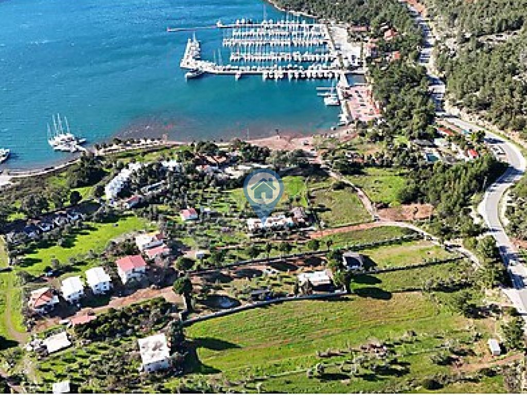 ORHANİYEDE DENİZE ÇOK YAKIN ARSA