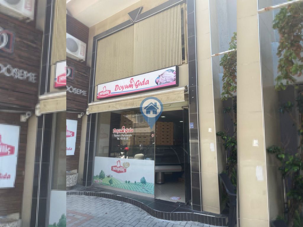 SU GAYRIMENKUL TEPE MAHALLESINDE SATILIK ÇIFT CEPHE DÜKKAN