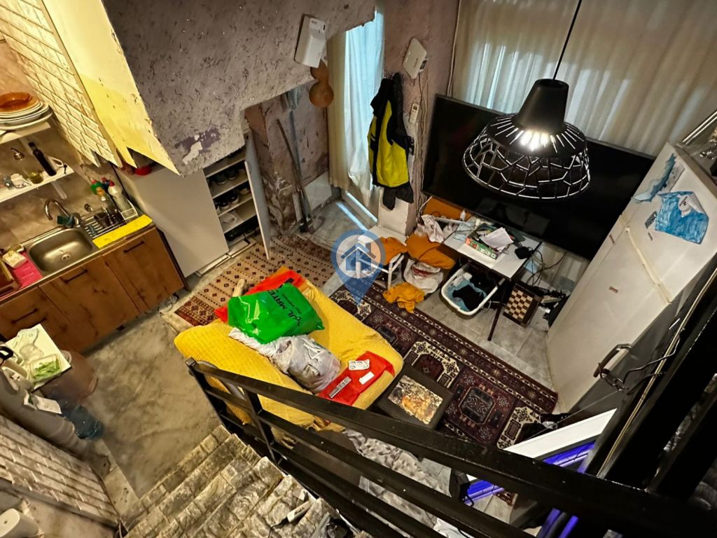 SU EMLAK KAPALI ÇARŞIDA SATILIK ASMA KATLI EV