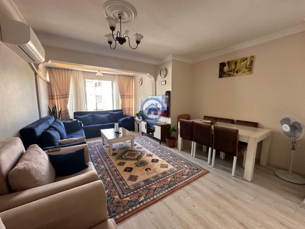 ARMUTALAN 55 TATIL SITESINDE YENILENMIŞ 2+1 SATILIK DAIRE