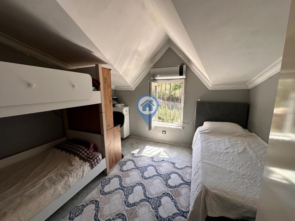 ARMUTALAN 55 TATIL SITESINDE YENILENMIŞ 2+1 SATILIK DAIRE