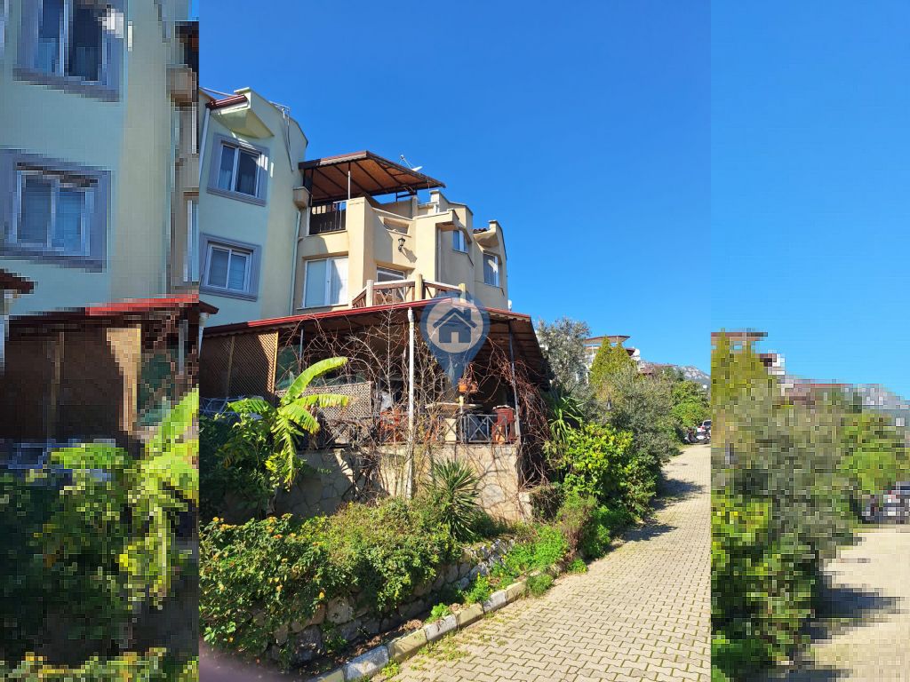 ORMAN TEKNIKER SITESINDE KÖŞE KONUM ÖNÜ AÇIK SATILIK EV