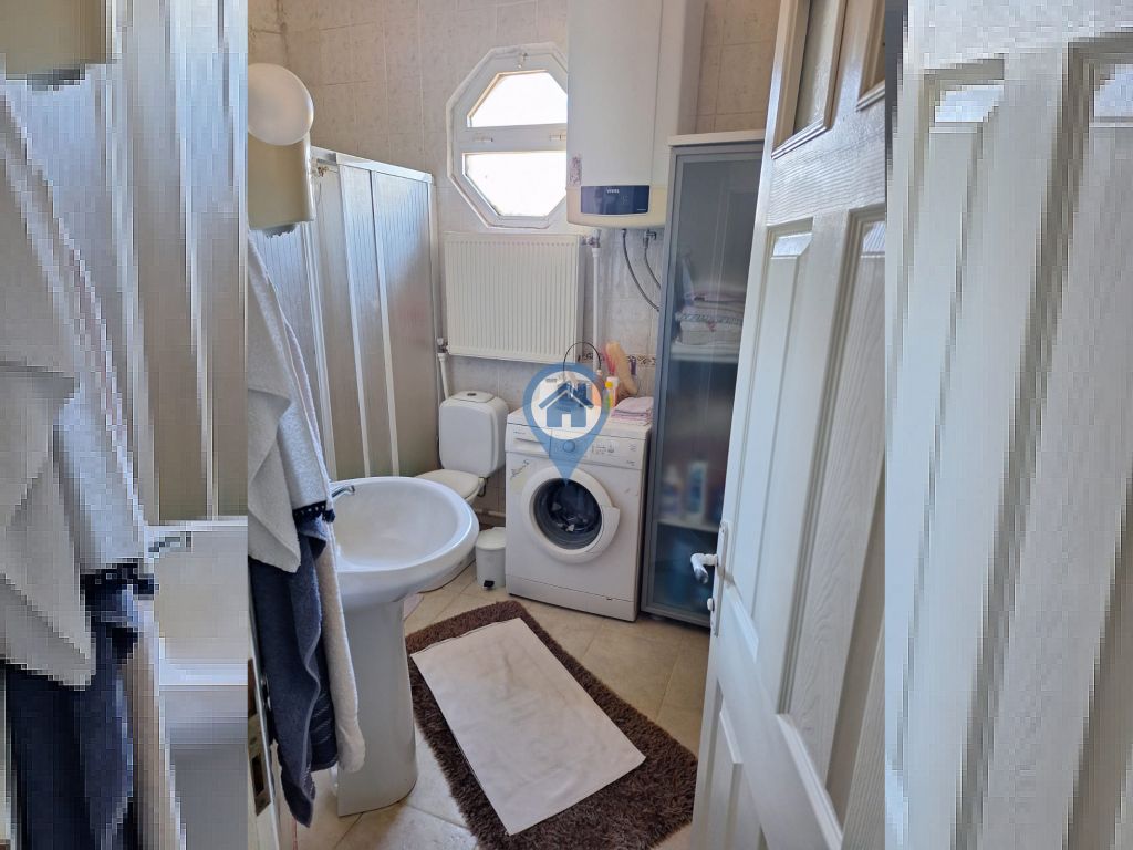 ORMAN TEKNIKER SITESINDE KÖŞE KONUM ÖNÜ AÇIK SATILIK EV