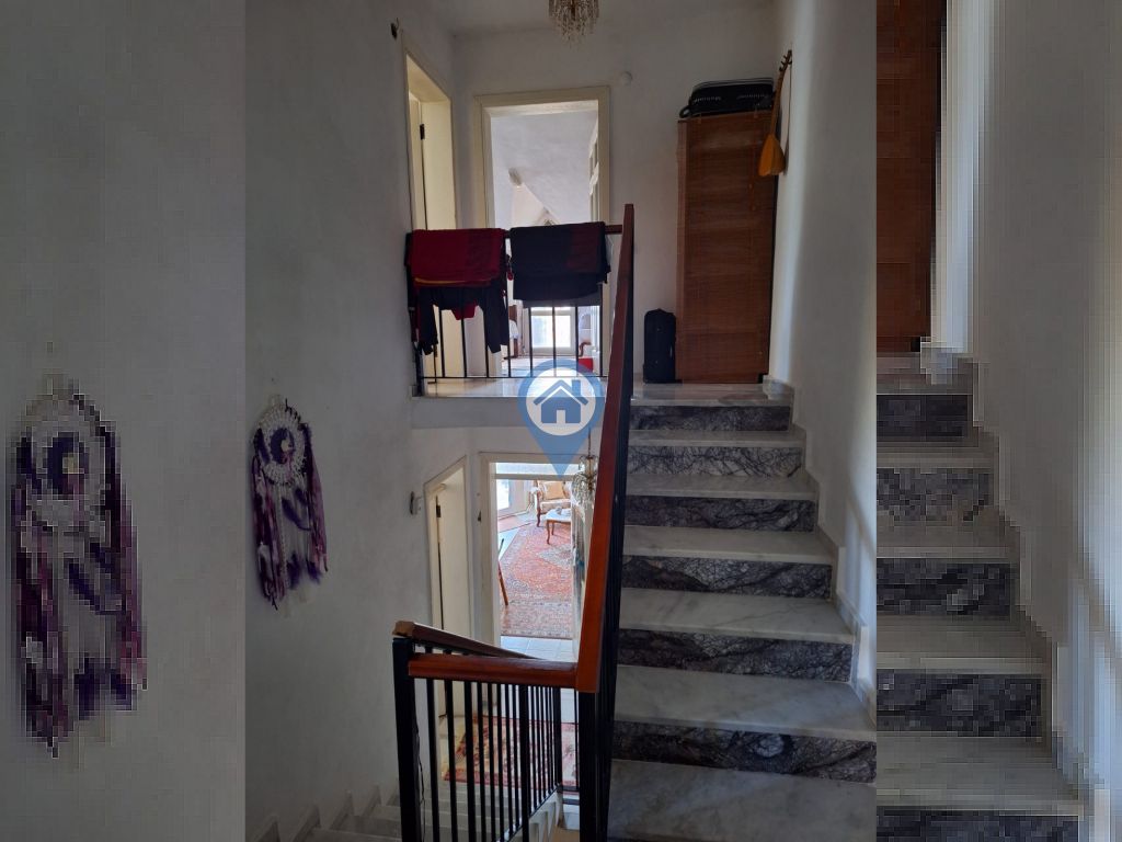 ORMAN TEKNIKER SITESINDE KÖŞE KONUM ÖNÜ AÇIK SATILIK EV