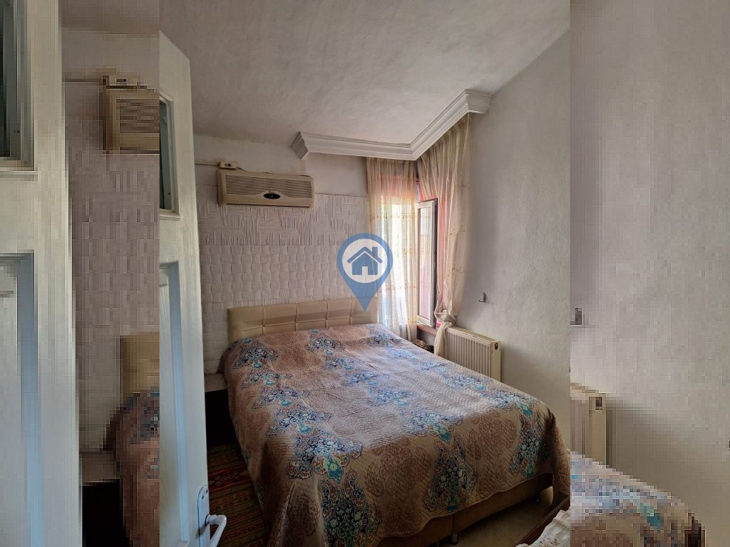 ORMAN TEKNIKER SITESINDE KÖŞE KONUM ÖNÜ AÇIK SATILIK EV