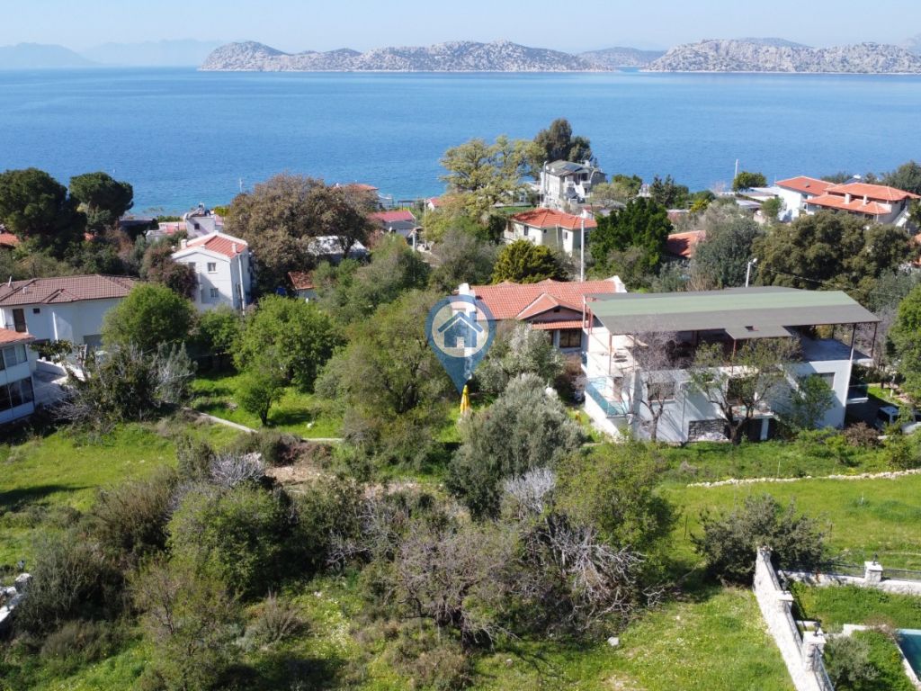 SÖĞÜT KÖYÜNDE DENIZE 150 METRE SATILIK TARLA