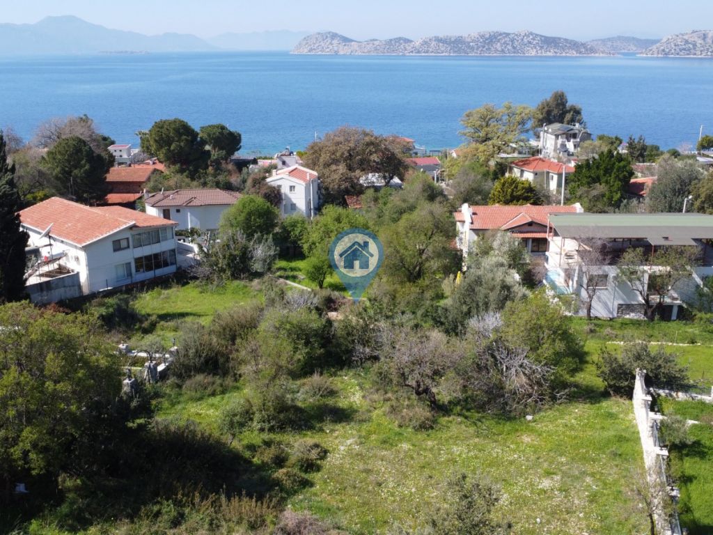 SÖĞÜT KÖYÜNDE DENIZE 150 METRE SATILIK TARLA