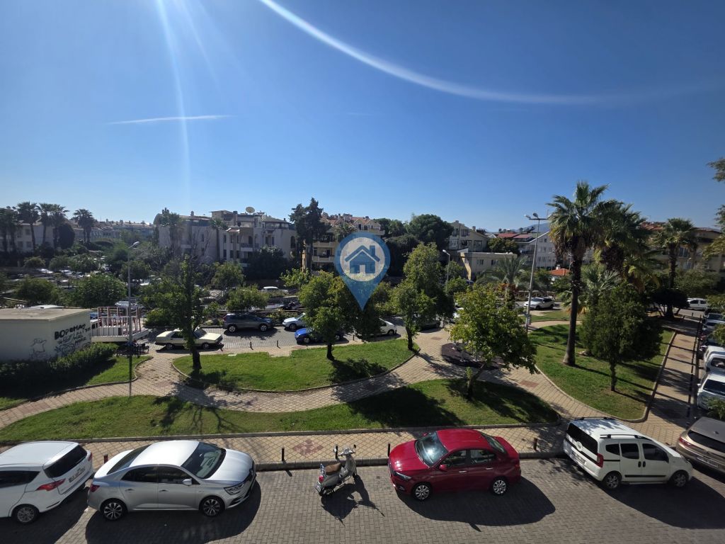 SARIANA MAHALLESI ÖNÜ AÇIK FERAH VE ÇOK GENIŞ KULLANIMLI DAIRE