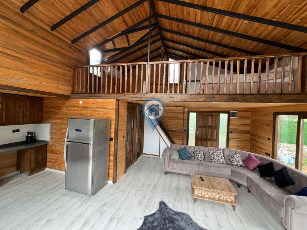 MARMARİS SÖĞÜT MAHALLESİNDE SATILIK HAVUZLU AHŞAP EV