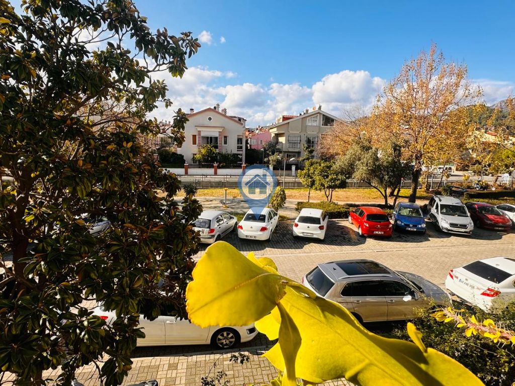 MARMARİS MERKEZDE SATILIK DAİRE