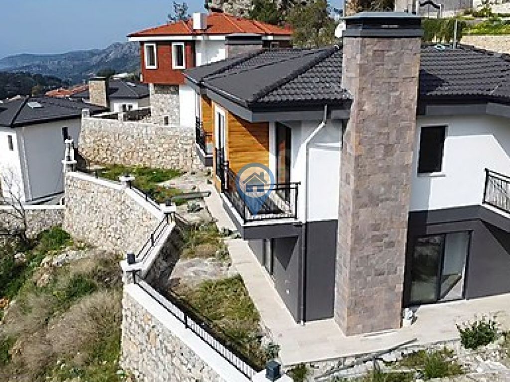 MARMARİS SÖĞÜTTE SATILIK MÜSTAKİL EV
