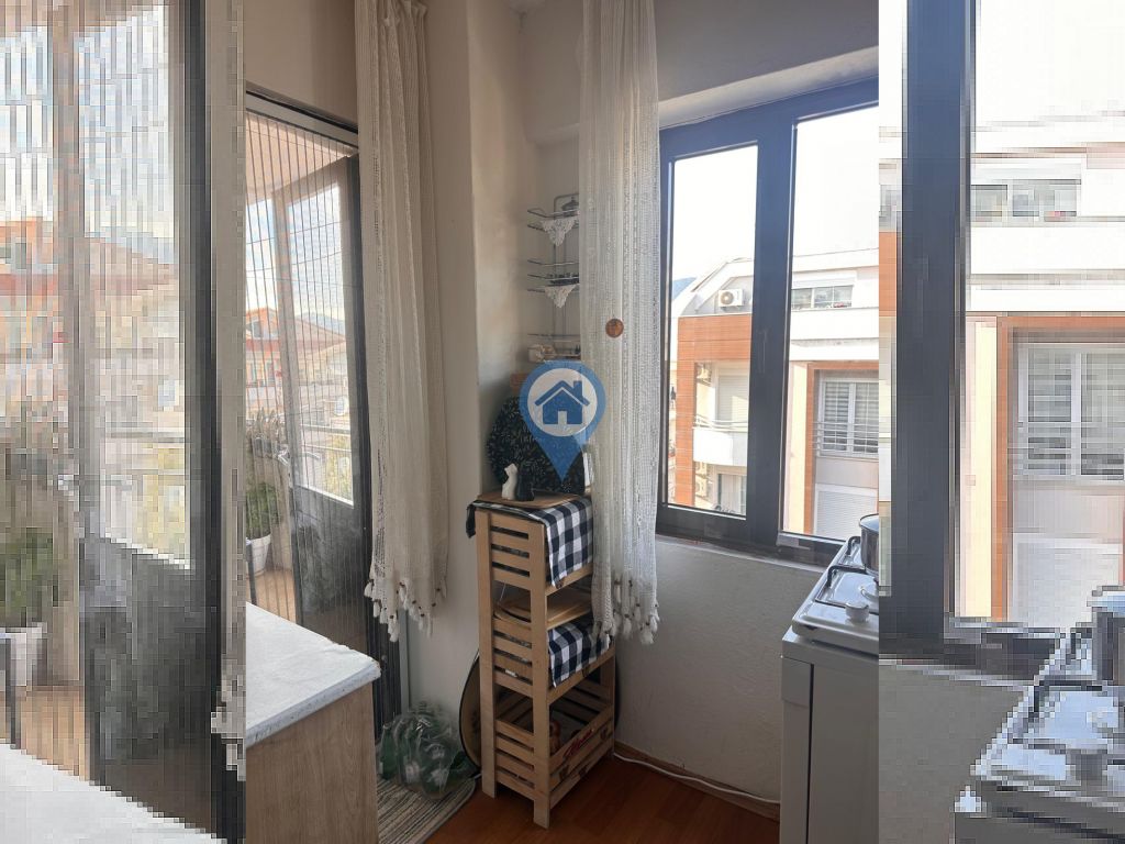 MARİNAYA YAKIN DENİZE 100M FERAH SOKAKTA SATILIK 2+1 70M2 DAİRE