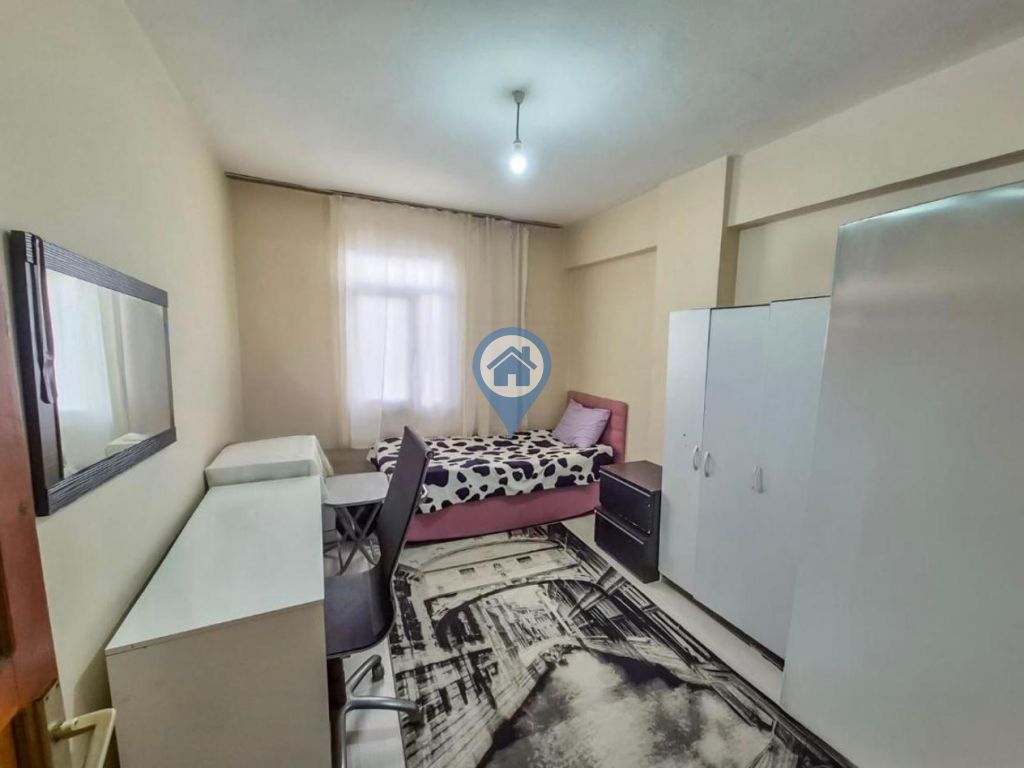 19MAYIS MEYDANINA YAKIN ŞEHRİN MERKEZİNDE 2+1 SATILIK 75M2 DAİRE