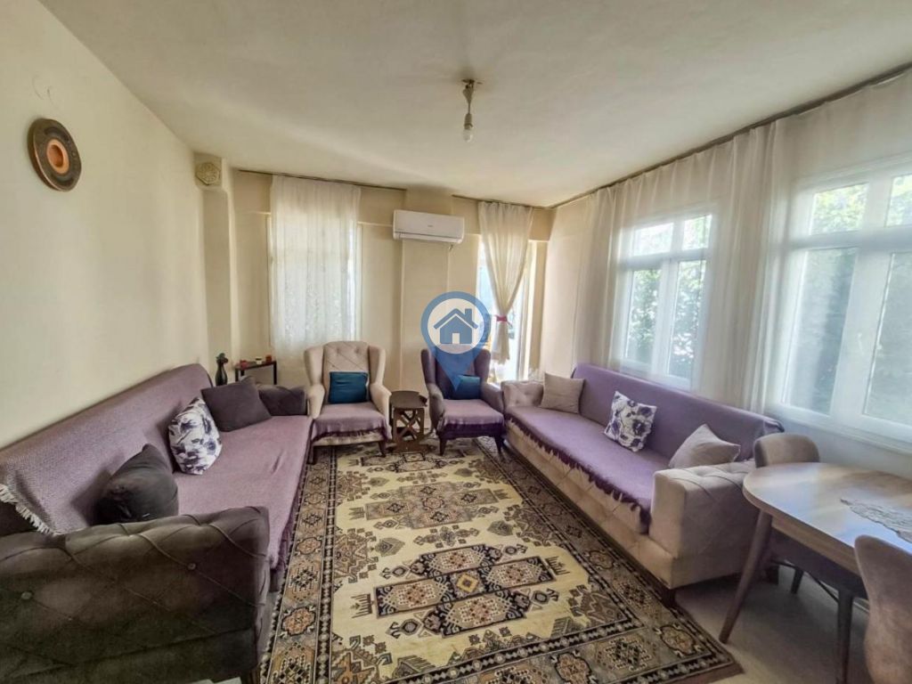 19MAYIS MEYDANINA YAKIN ŞEHRİN MERKEZİNDE 2+1 SATILIK 75M2 DAİRE