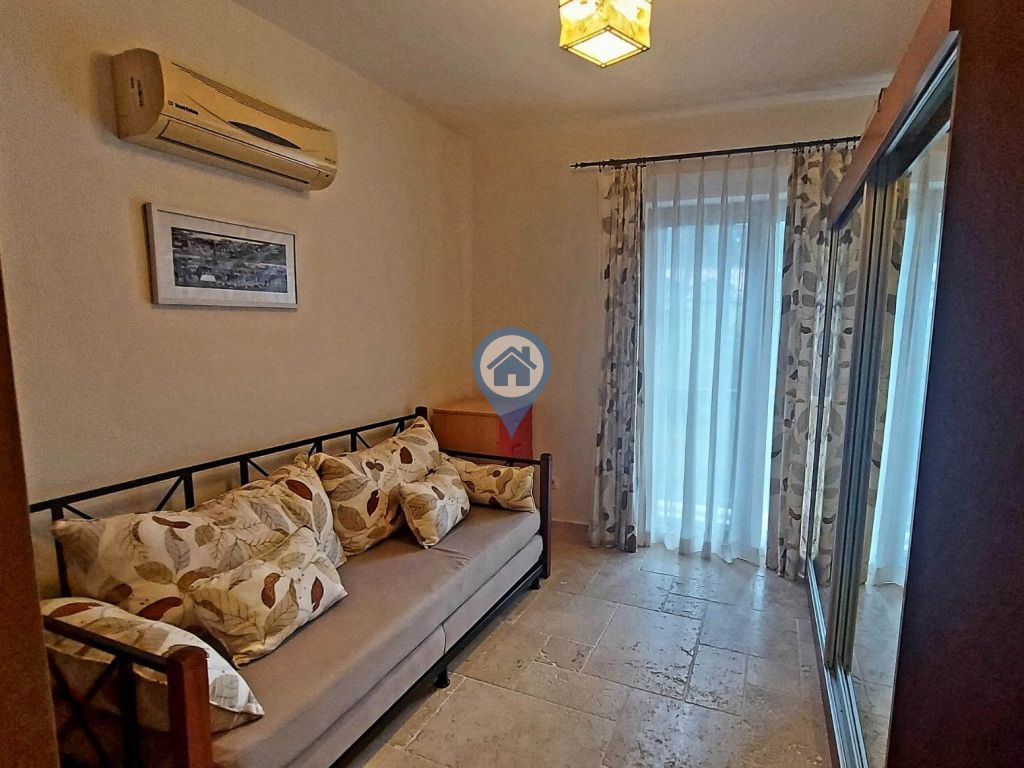 MÜSTAKİL GİRİŞLİ VE GENİŞ BAHÇELİ MASRAFSIZ BAKIMLI 2+1 DUBLEX