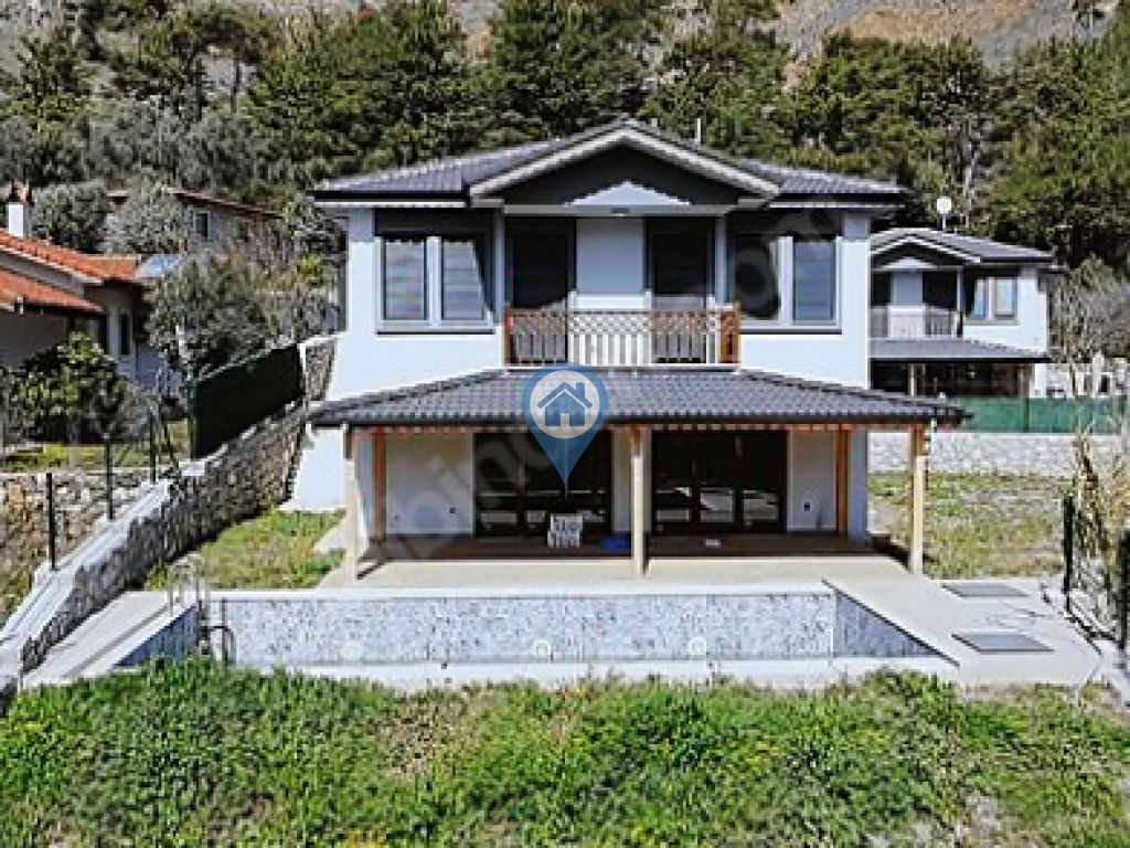 HİSARÖNÜNDE SATILIK 4+1 YENİ VİLLA