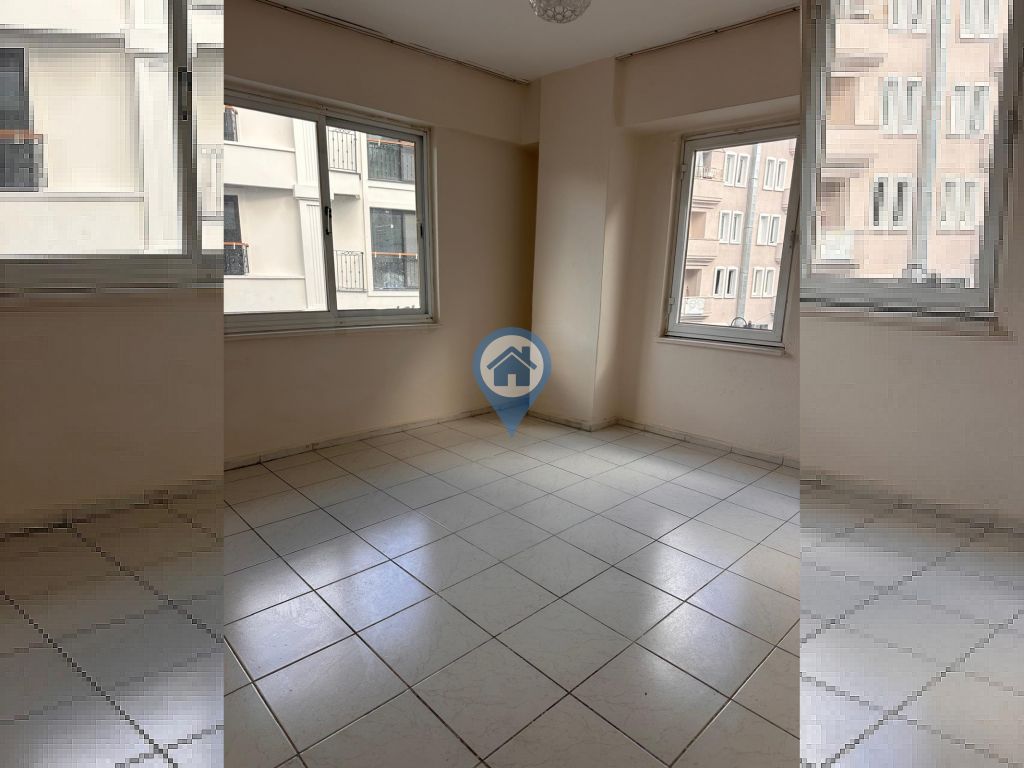 SEVGİYOLU SOKAĞINDA KÖŞE KONUMDA FERAH VE GENİŞ 3+1 DAİRE
